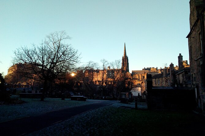 Private Walking Tour: JK Rowling's Harry Potter in Edinburgh FR - Grassmarket and the Scottish stories behind the magic
