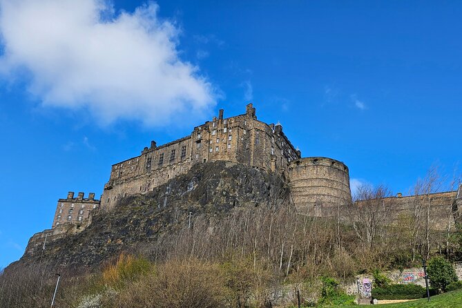 Privately Guided Day Tour of Edinburgh in Luxury Minivan - Holyroodhouse and Edinburgh Castle require advance planning