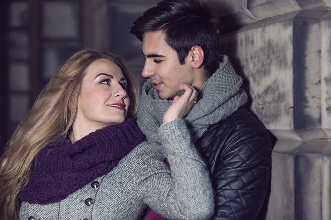 Romantic Photoshoot Experience for Couples in Edinburgh - Why the Old Town Works for Couple Portraits