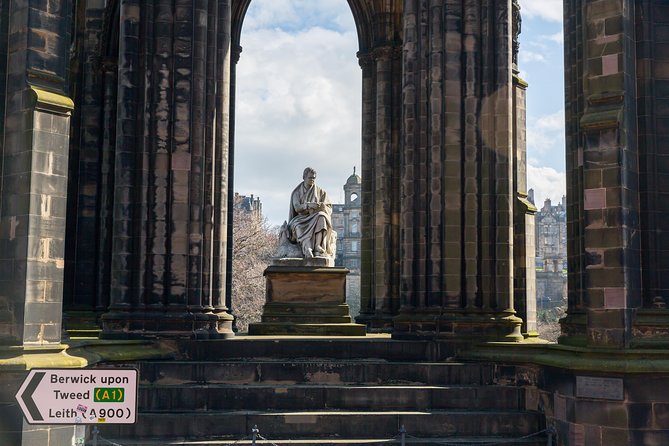 Royal Edinburgh Ticket - Hop-On Hop-Off and Attraction Admissions - Charlotte Square, the Georgian House, and the New Town