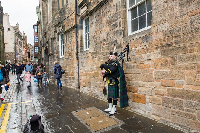Royal Edinburgh Ticket - Hop-On Hop-Off and Attraction Admissions - Royal Botanic Garden, Dynamic Earth, and the National Museum