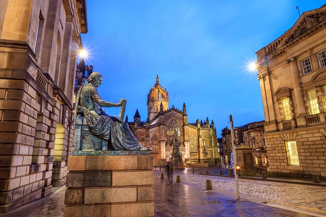 Royal Mile, Edinburgh Walking Tour with Audioguide - Mary King’s Close and Advocates Close