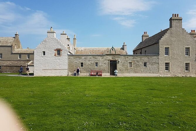Scapa Tours - Standing Stones of Stenness and Barnhouse
