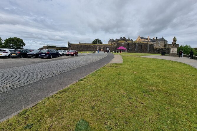Scottish Castles & Whisky Tour - What the driver-guide adds