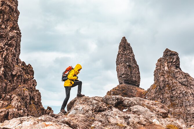 Skye Explorer Hiking Day Tour - From Loch Ness to Eilean Donan Castle