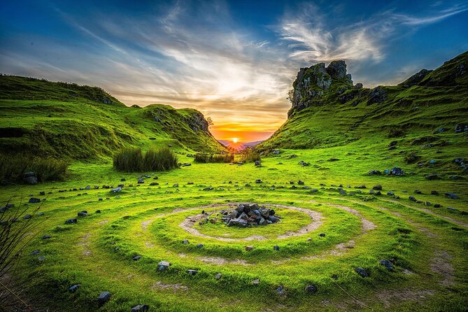 Skye Fairy Pools/ Fairy Glen/ Kilt rock / Old Man Storr - Eilean Donan Castle, a quick classic