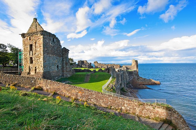 St Andrews & Cliffs and Dunnottar Castle in Spanish. - South Queensferry and the great bridges