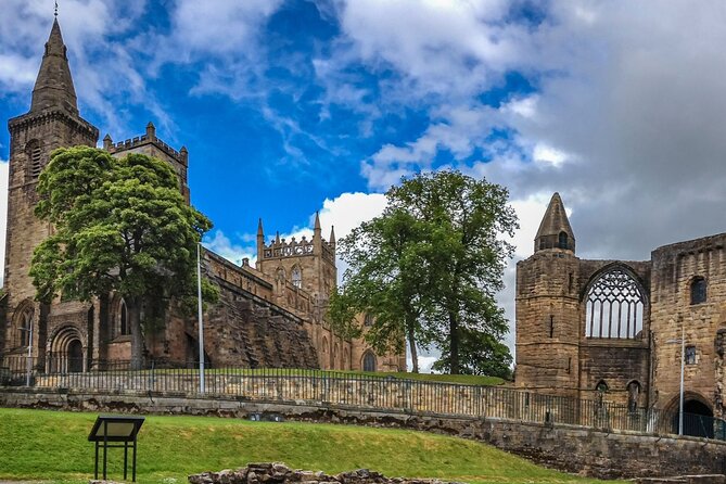 St Andrews, Fife Coast Walk & Historic Abbey Tour from Edinburgh - Guides, stories, and flexibility