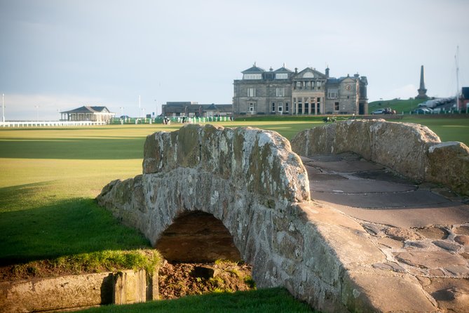 St. Andrews & The Old Course Private Day Tour from Edinburgh - Lunch and Scottish pub atmosphere at the Jigger Inn