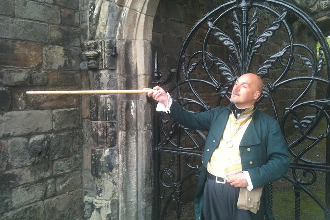 Stirling Castle and the Secrets of the Old Town Private Tour - Argyll’s Lodging in five focused minutes