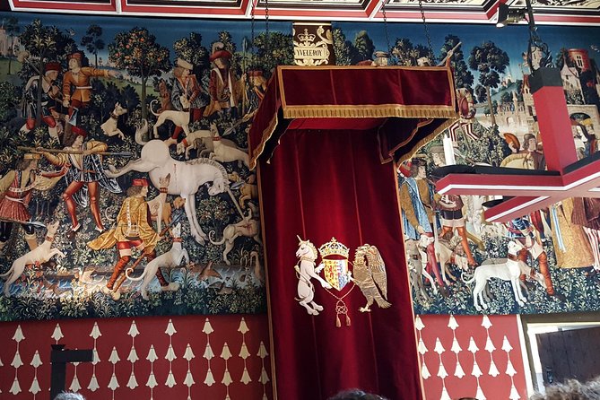Stirling Castle, Trossachs and Loch Lomond Shore Excursion - Lunch at The Drovers Inn