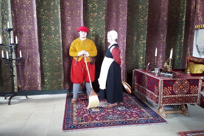 Stirling Castle, Trossachs, Loch Lomond and Whisky Tour - Stirling Castle and Scotland’s royal story