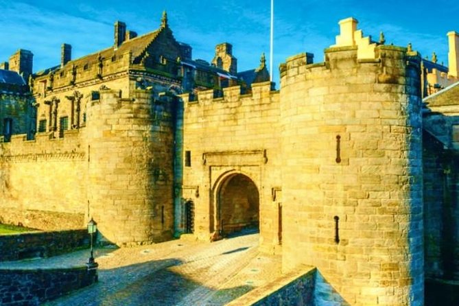 Stirling Luxury Private Day Tour from Edinburgh - Climbing the National Wallace Monument