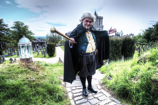 Stirling Old Town Private Walking Tour - Starting near St John Street