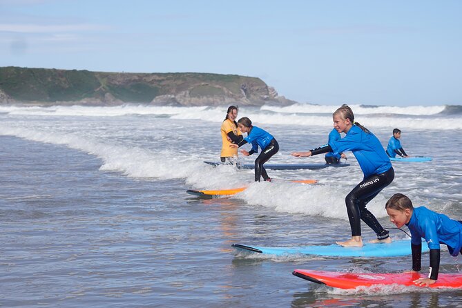 Surfing Class in Cullen Bay - A real surf lesson at Cullen Beach