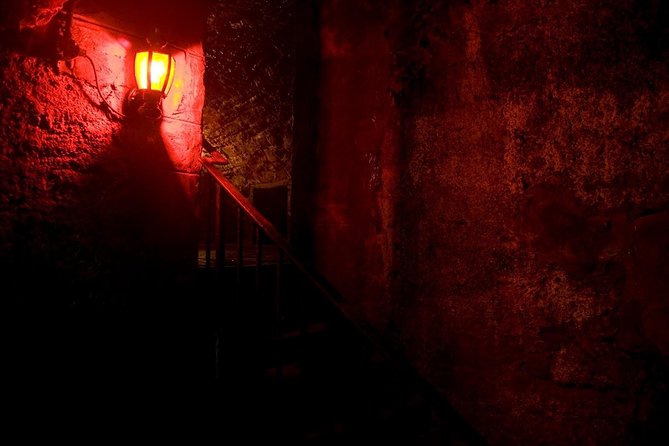 Terror Walking Tour in Edinburgh - Entering the South Bridge Vaults
