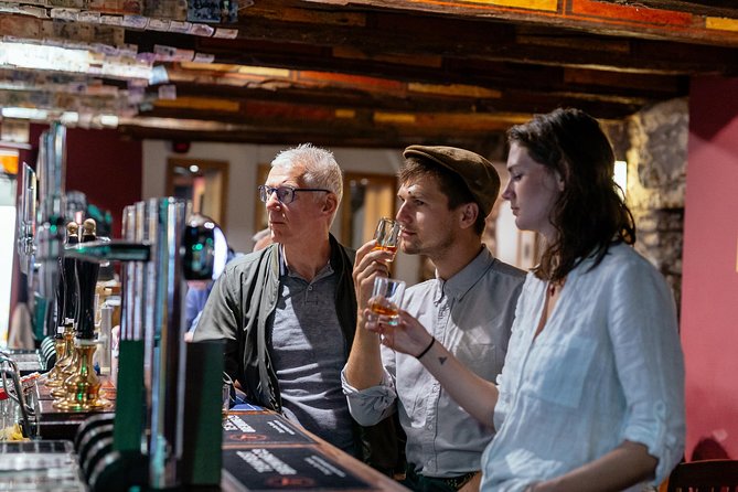 The 10 Tastings of Edinburgh With Locals: Private Food Tour - Grassmarket and the taste of old Edinburgh