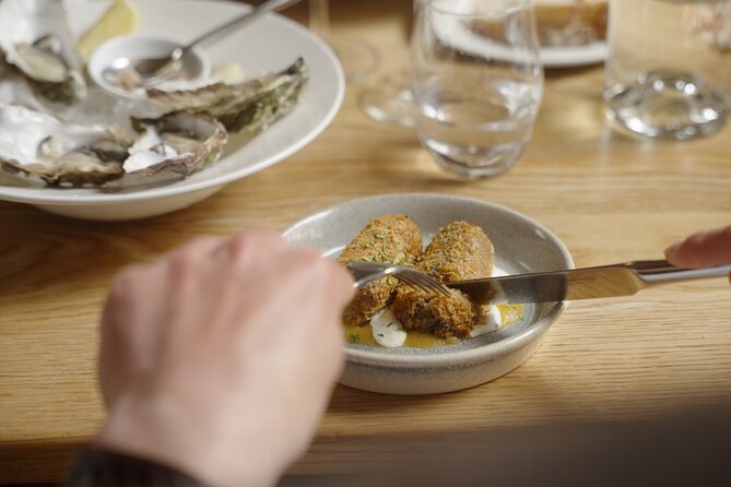 The Best Food Tour in Edinburgh - Small groups help, but the restaurant still matters