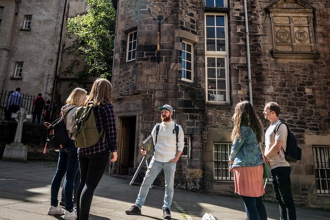 The Best Harry Potter Tour & Whisky Experience - Victoria Street, Edinburgh’s closest Diagon Alley