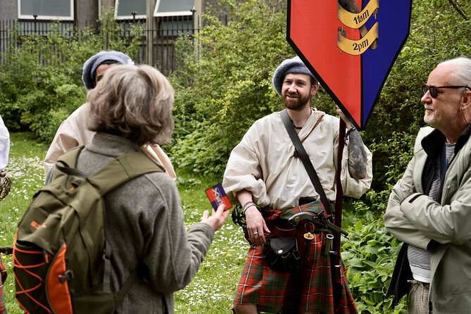 The History Behind Outlander Tour - Why this Outlander walk works in Edinburgh