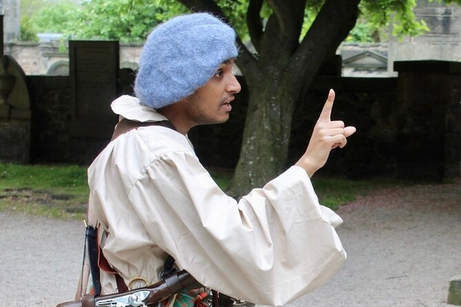 The History Behind Outlander Tour - Holyroodhouse and the Jacobite court