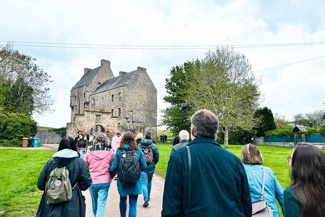 The Outlander 1 Day Experience - Linlithgow Palace: Wentworth Prison and Mary, Queen of Scots