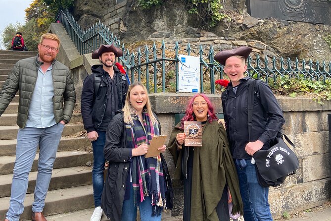 The Pirate's Riddle: An Outdoor Treasure Hunt - Who will enjoy this most