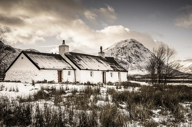 The Scottish Highlands Photography Tour & Workshop - Castle Stalker adds a different kind of photograph