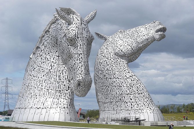 the World Famous Kelpies and Stirling Castle small group tours - The Kelpies and The Helix: Scotland’s giant horse heads