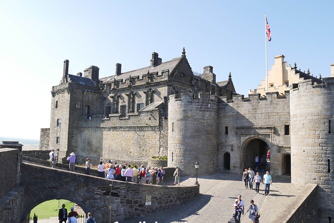 the World Famous Kelpies and Stirling Castle small group tours - Pickup from Edinburgh and possible port charges