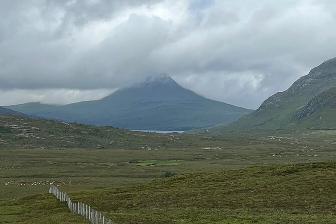 ULLAPOOL PORT Cruise Ship Tour, Ardvreck Castle, Rocks & More - Key points to know before booking