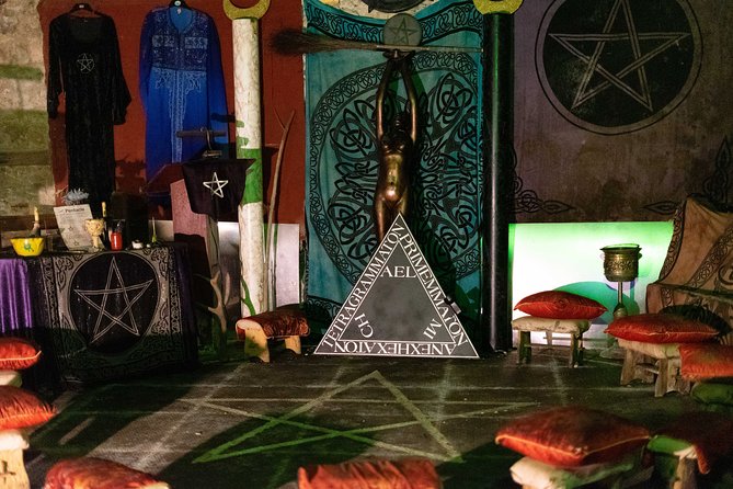 Underground Vaults Walking Tour in Edinburgh Old Town - A short walk into Edinburgh’s darker past