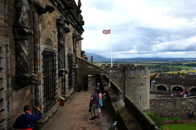 Wallace monument, Stirling Castle, Linlithgow Palace Private Tour - What the $716.55 price really buys you