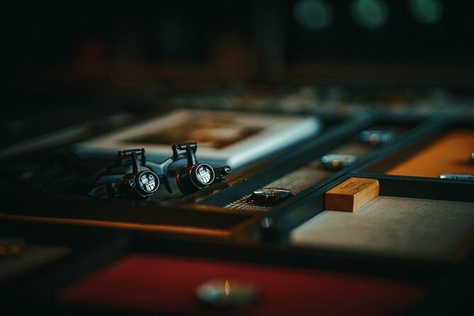Watch Building Experience - St Andrews - Operating the engraving machine