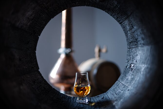 Whisky Adventure - Private Day Tour from Edinburgh - The road past Stirling Castle