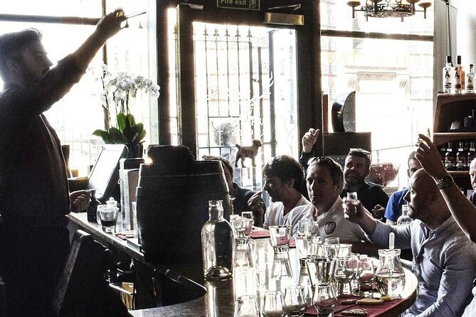 Whisky Tasting at Edinburgh's Award Winning Whiski Rooms - What the four-whisky lesson can teach you